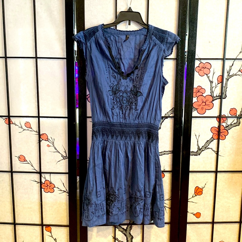 Super cute Free People dress. Size small in royal blue. Light weight